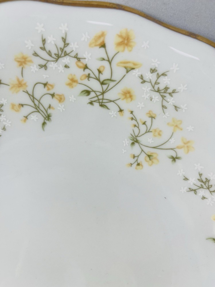 Favolina Poland Baum Springtime Yellow flowers Bowl