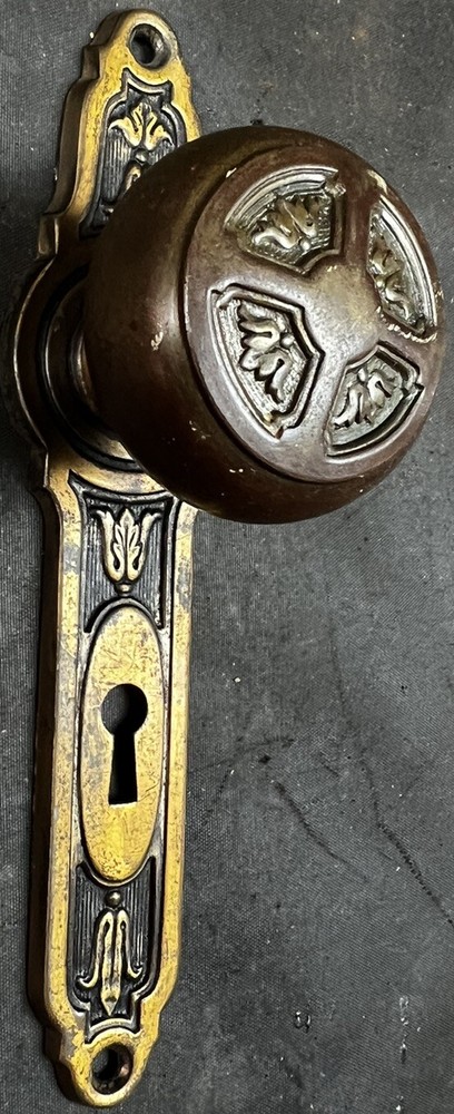 Art Deco Yale Passage Set Knobs, Plates, Mortise