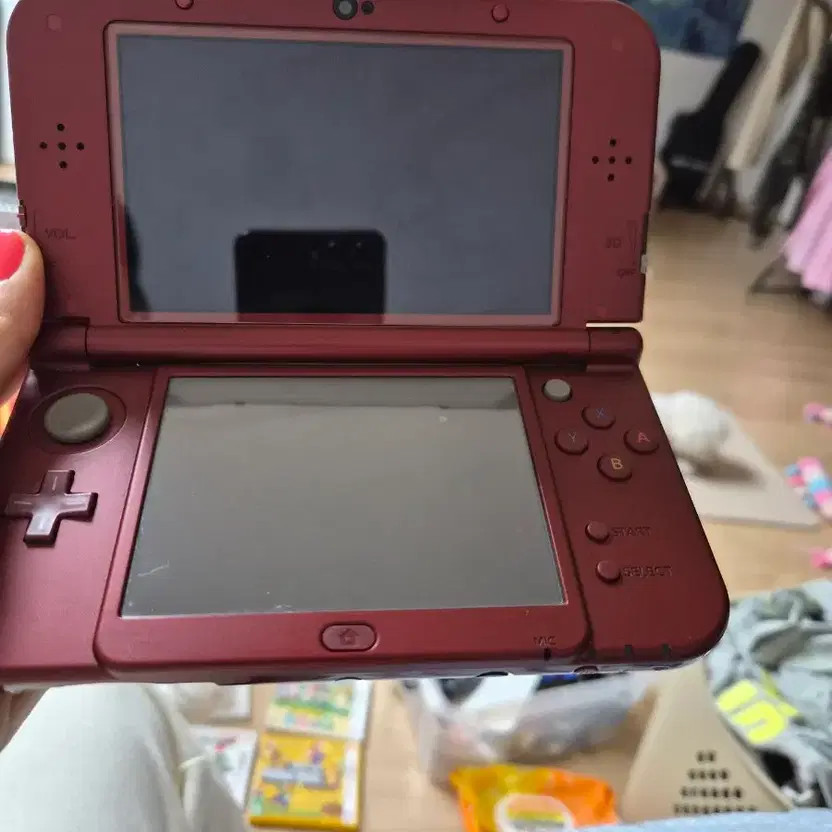 Nintendo 3DS Handheld Console with Screen Protector Official