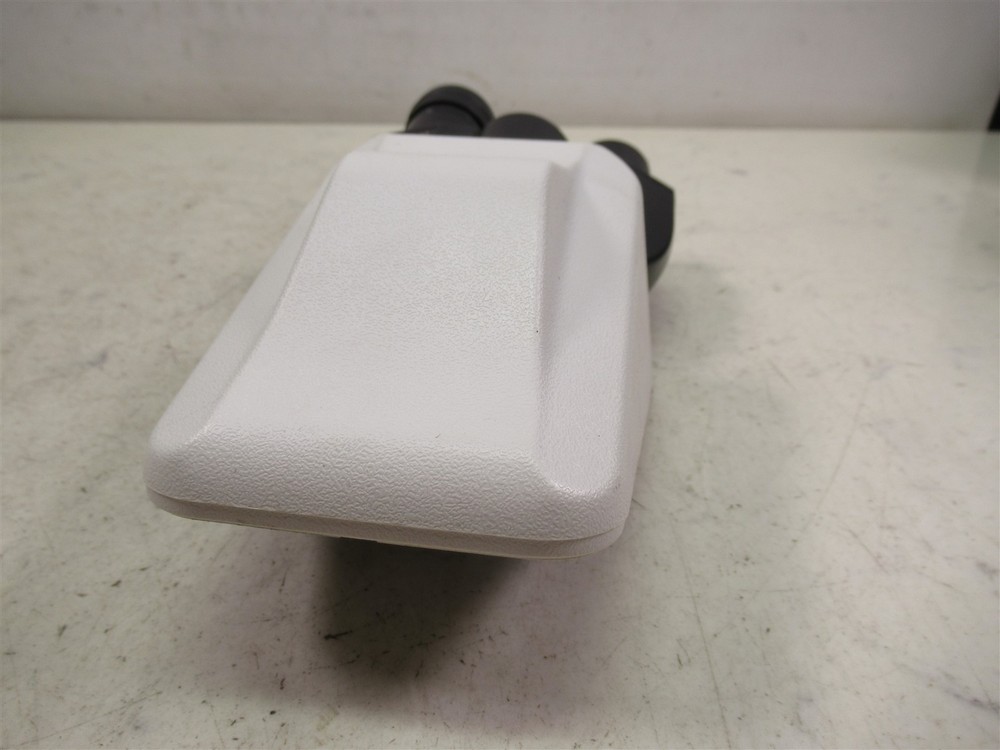 Nikon Eclipse E200 Microscope Binocular Head E2-TB Missing One Eyepiece