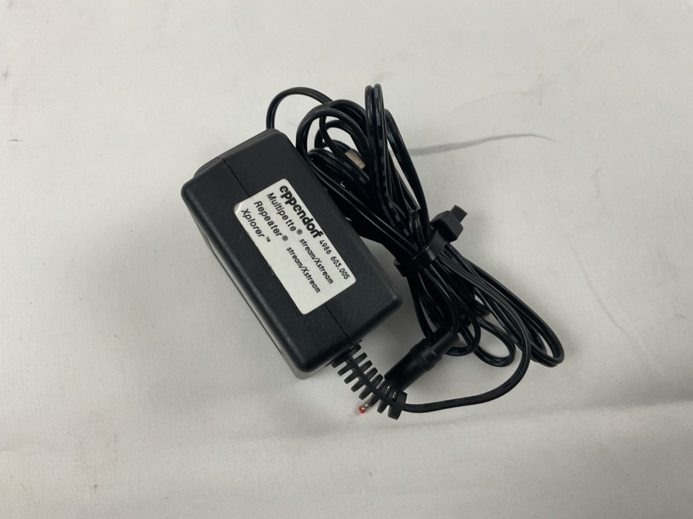 Eppendorf M13454B Repeater Xstream Electronic Repeating Pipette Lab