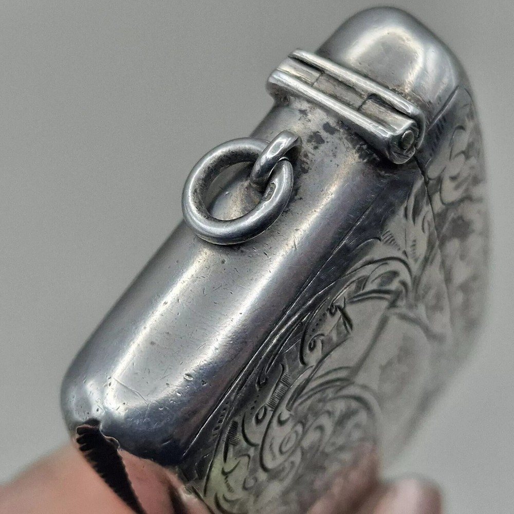 Rare Solid Silver Vesta Case With Two Compartments by Thomas & Marshall 1906