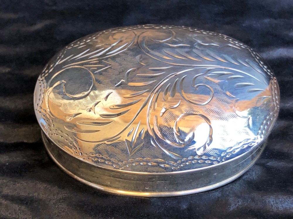 Solid Silver 925 Decorative Pill/Trinket/Snuff Box by MH Ltd.