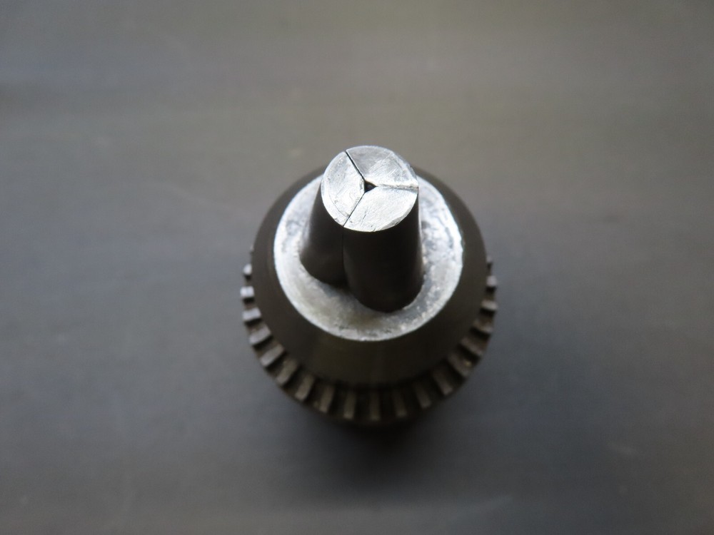 Jacobs No. 34 drill chuck W/key 0-1/2" capacity
