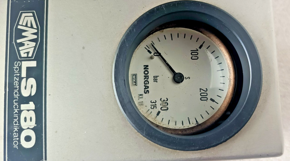 LEMAG LS 180 ENGINE CYCLINDER PEAK PRESSURE INDICATOR