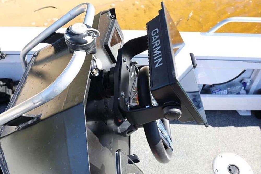 RAILBLAZA Rotating Platform Universal Fish Finder Mount