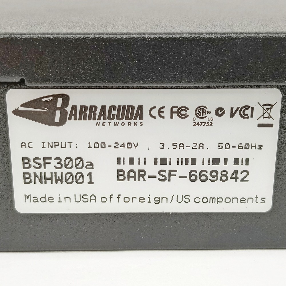 Barracuda Networks Spam Firewall 300 BSF300a - Powers On