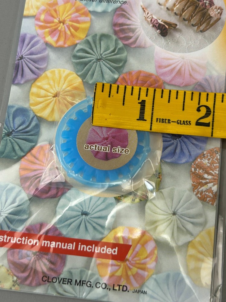 Clover Extra Small Circle Quick Fabric Yo-Yo Maker Tiny #8702 NEW