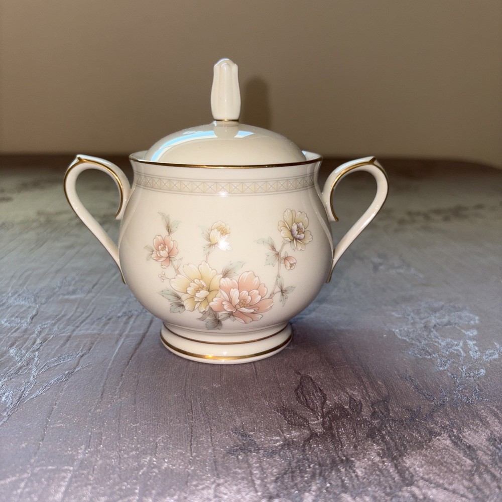 Noritake Ivory China Sugar bowl