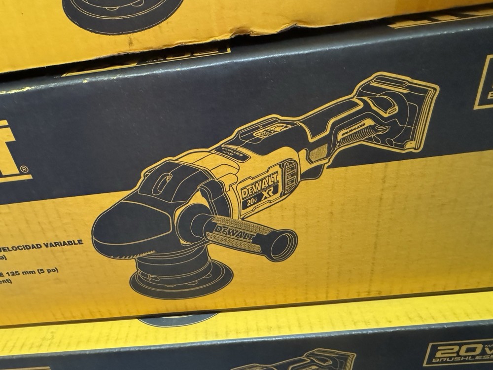 DeWalt Tools DCM848B 20V Random Orbital 5inch Polisher Tool Only