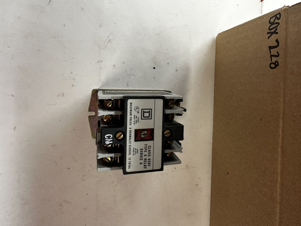 SQUARE D Square D Control Relay Class 8501 Type  X Series A