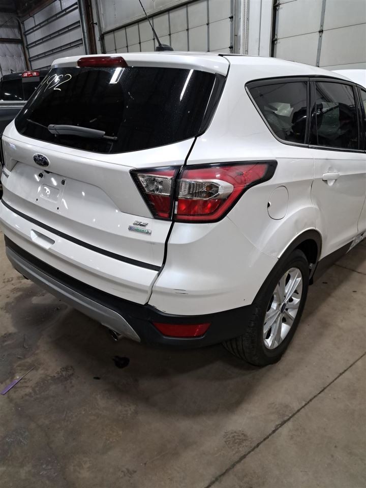 Rear 2017 Escape Camera/Projector Sku#4370644
