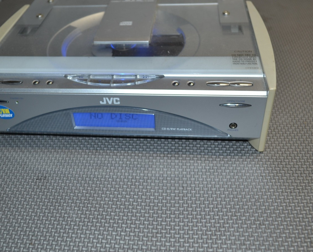 JVC Compact System FS-SD550 CD Player Radio