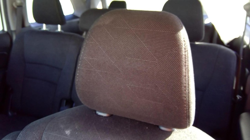 Used Headrest fits: 2019 Honda Pilot  Grade A