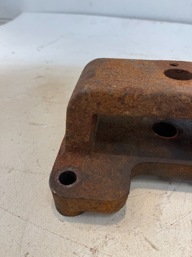 1988 Case IH 585 Tractor Hitch Drawbar Anchor Bracket