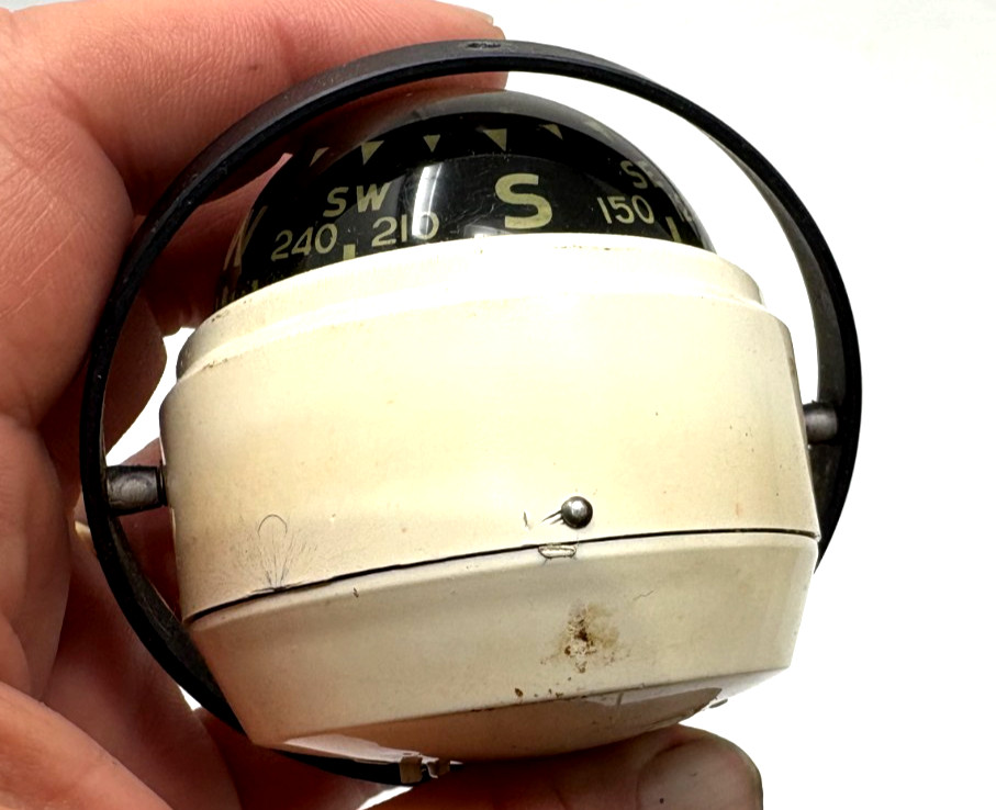 VINTAGE AIRGUIDE AUTO/BOAT COMPASS