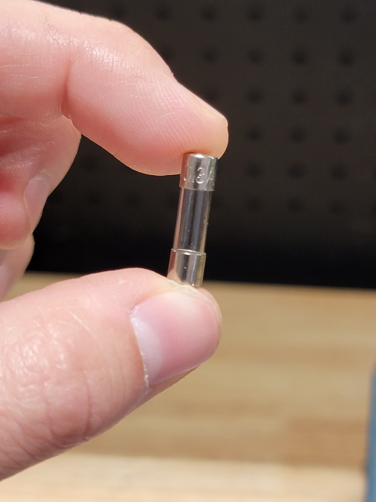 Leader Model LCG-396 NTSC Pattern Generator POWERS ON! *READ BELOW*