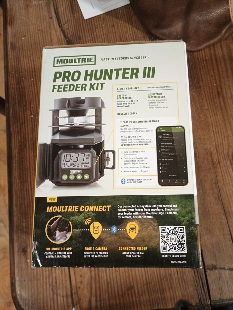 Moultrie Pro Hunter III Deer Feeder Kit