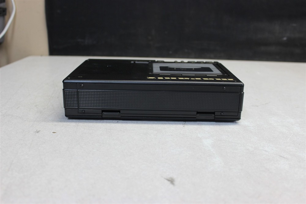 Marantz Portable Cassette Recorder PMD101