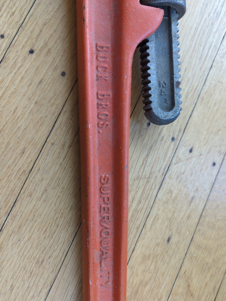 Buck Bros 24" Heavy Duty Adjustable Pipe Wrench