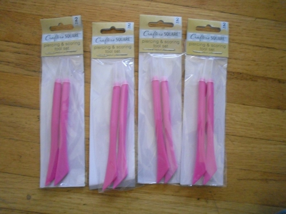 New  4 x 2 pieces  Crafter's Square Piercing & Scoring tool set