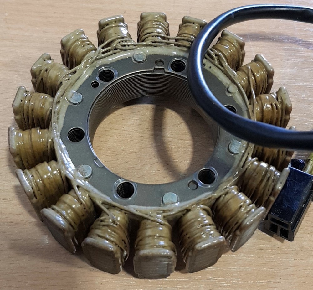 Honda NTV650 RC33 Stator