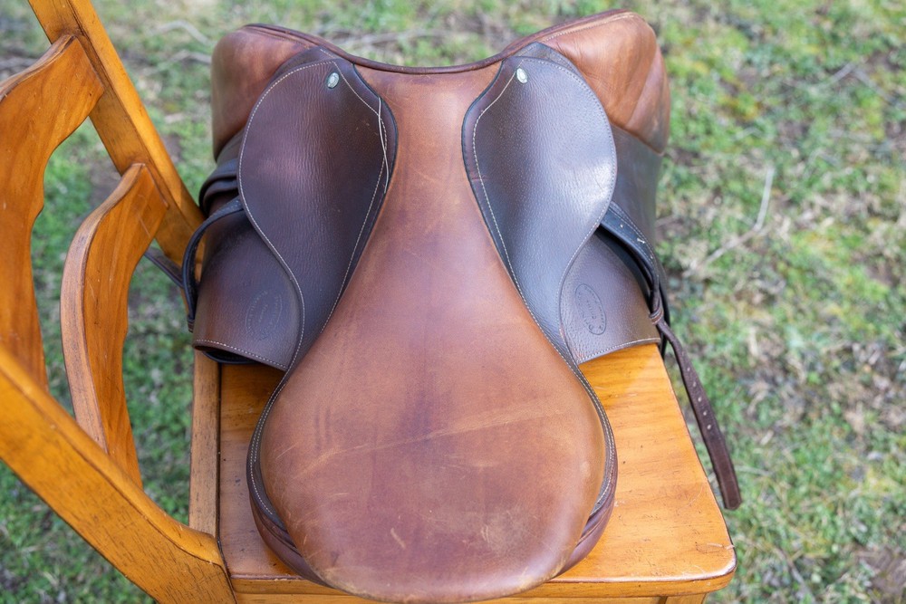 17" Devoucoux Biarritz Saddle Calf with D3D panels