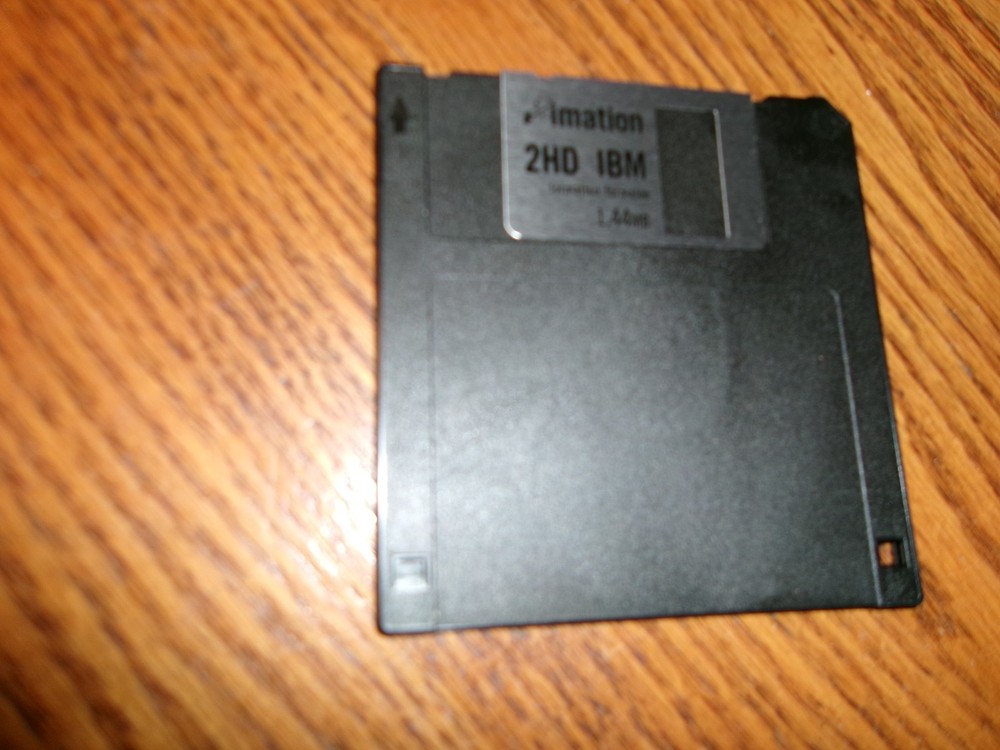 Imation Neon Diskettes 17 pack 2HD 1.44MB IBM Formatted - Never used