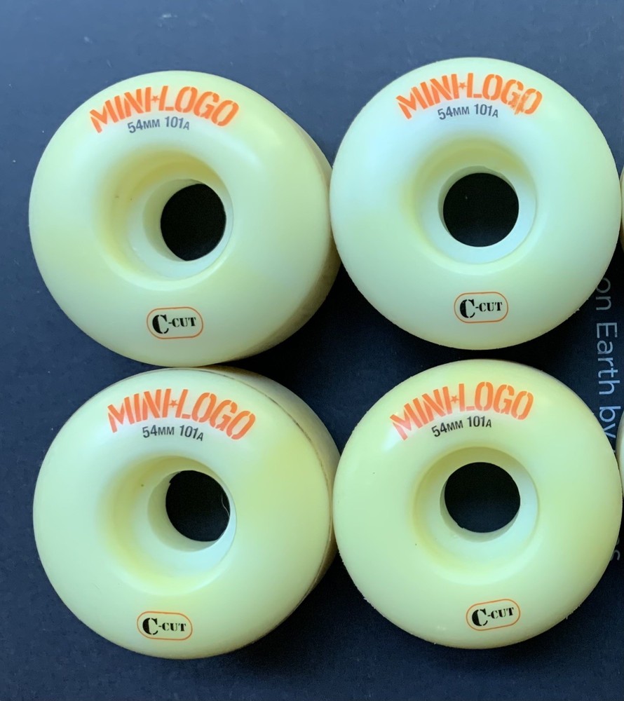 Skateboard Wheels Mini Logo 54mm 101a