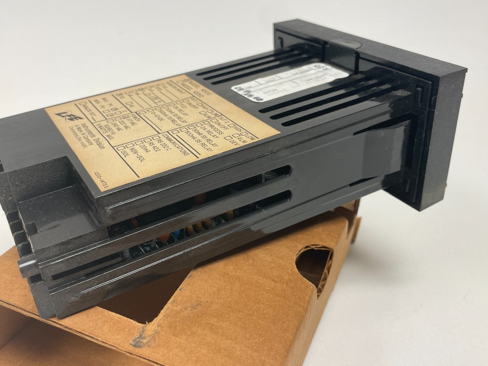 LFE 4500, CE-7701-0000 Digital Panel Meter NOS