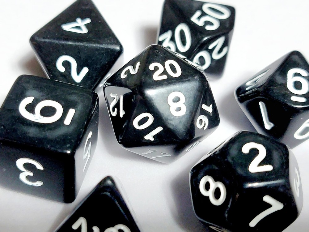 Basic Black 7 Dice Set Poly RPG DnD Dungeons Dragons AD&D Pathfinder d20