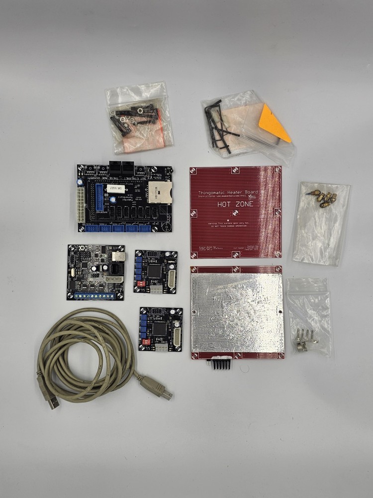Fully Working MakerBot Thing-o-Matic w Gen 4 Interface + Extras Collectors Item