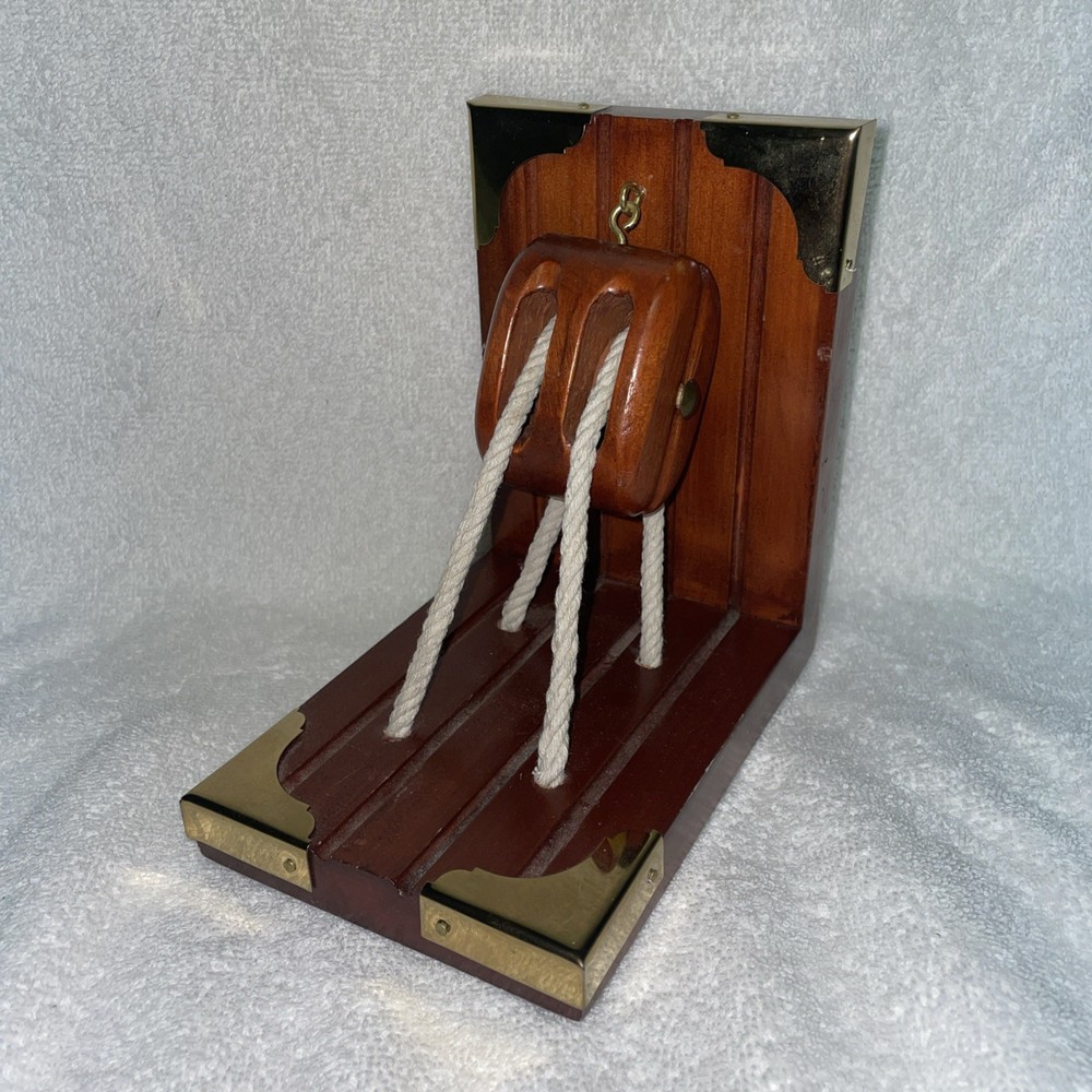 Vintage Rope & Pulley Bookend