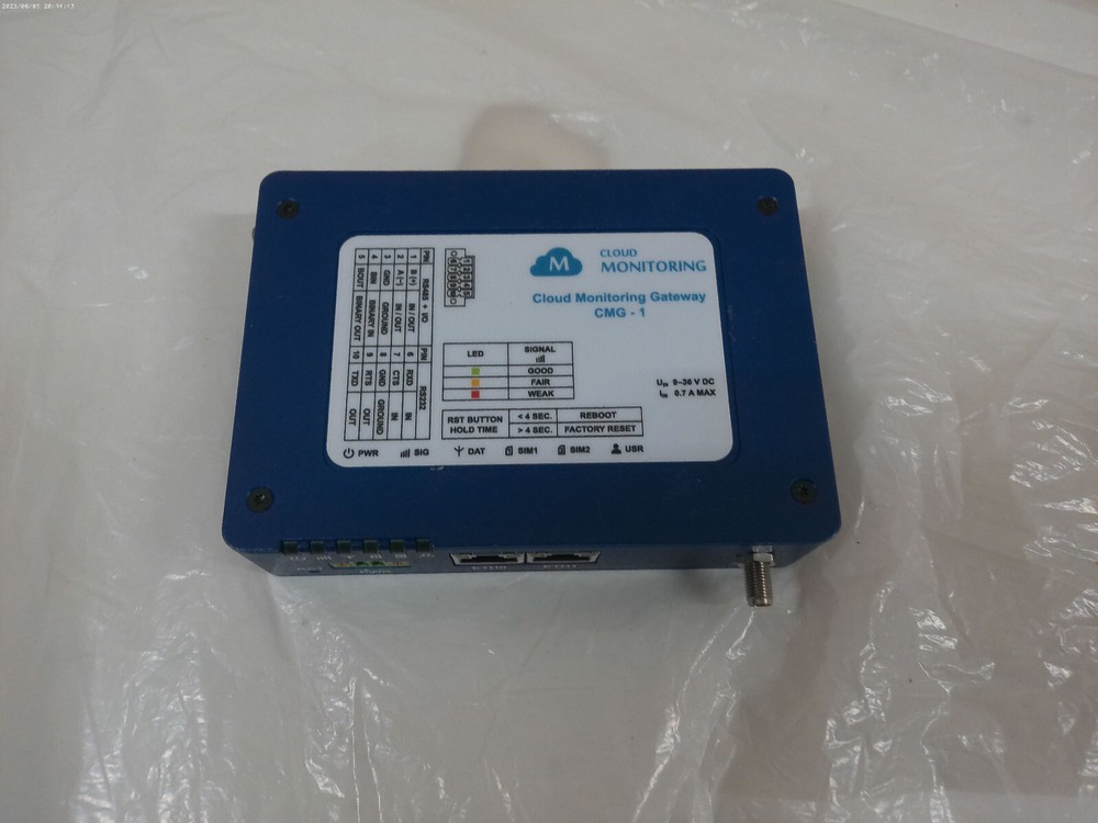 Advantech - ICR-3211B - Advantech ICR-3211B 2 SIM Cellular Modem/Wireless