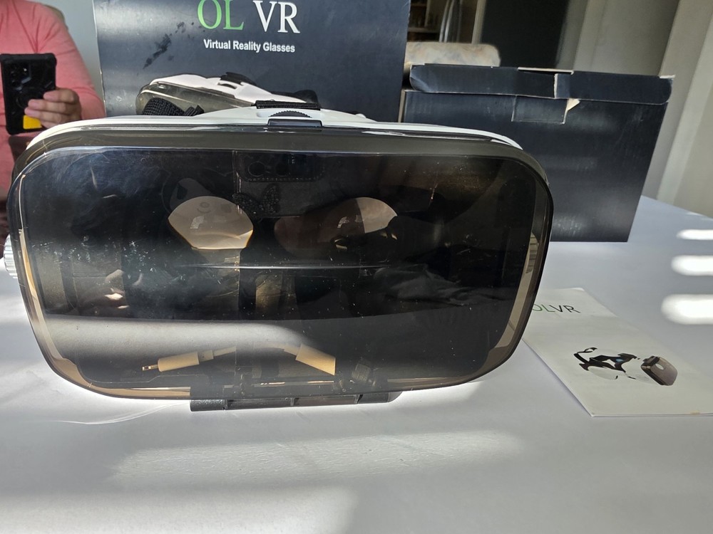 OL VR Virtual Reality Glasses Smartphone VR Headset White Plastic