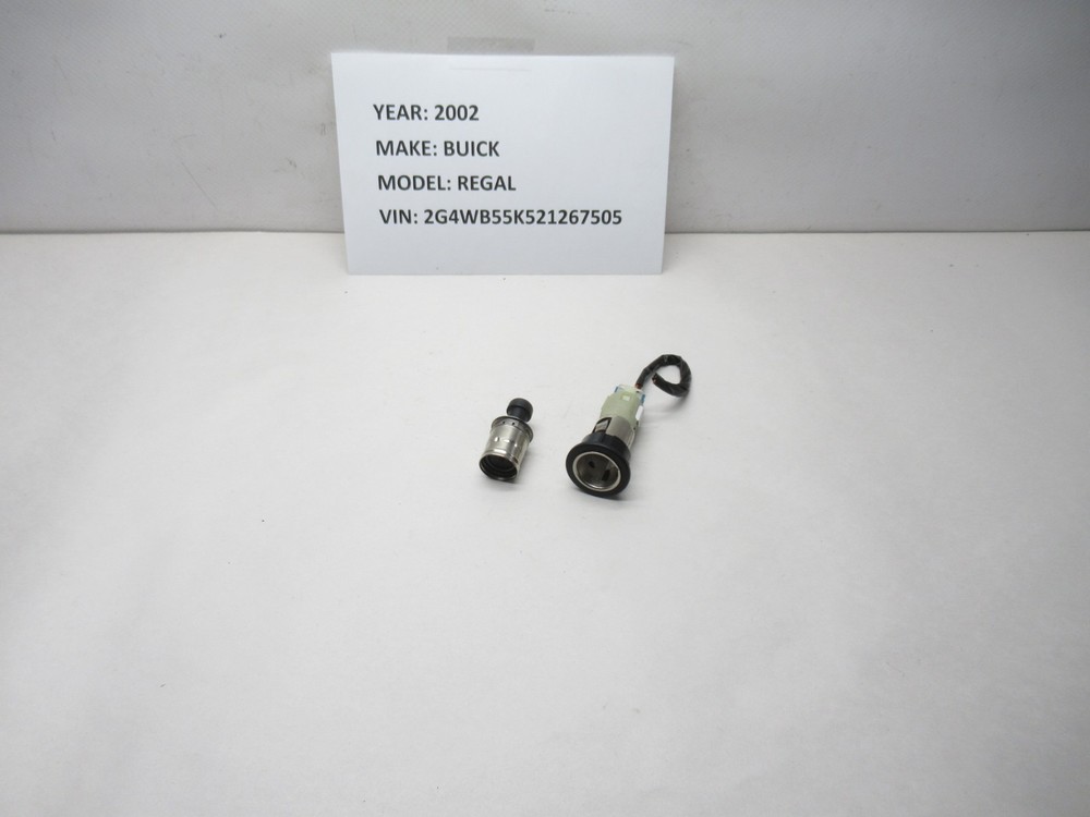 2002 Buick Regal Cigarette Lighter OEM