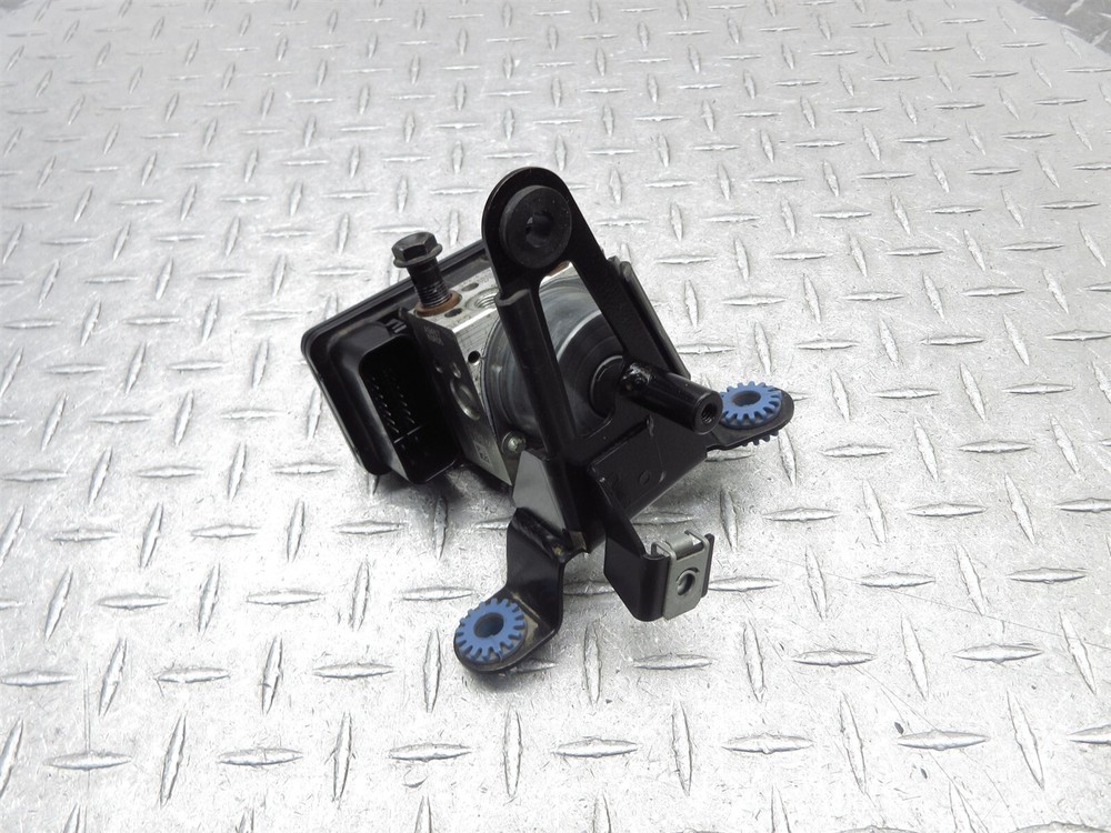 2017 17-21 Ducati Multistrada 950 ABS Anti Lock Brake Module Pump Control Unit