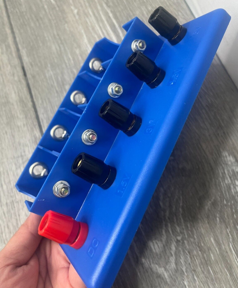 Battery Holder for FOUR D-Cells, Blue