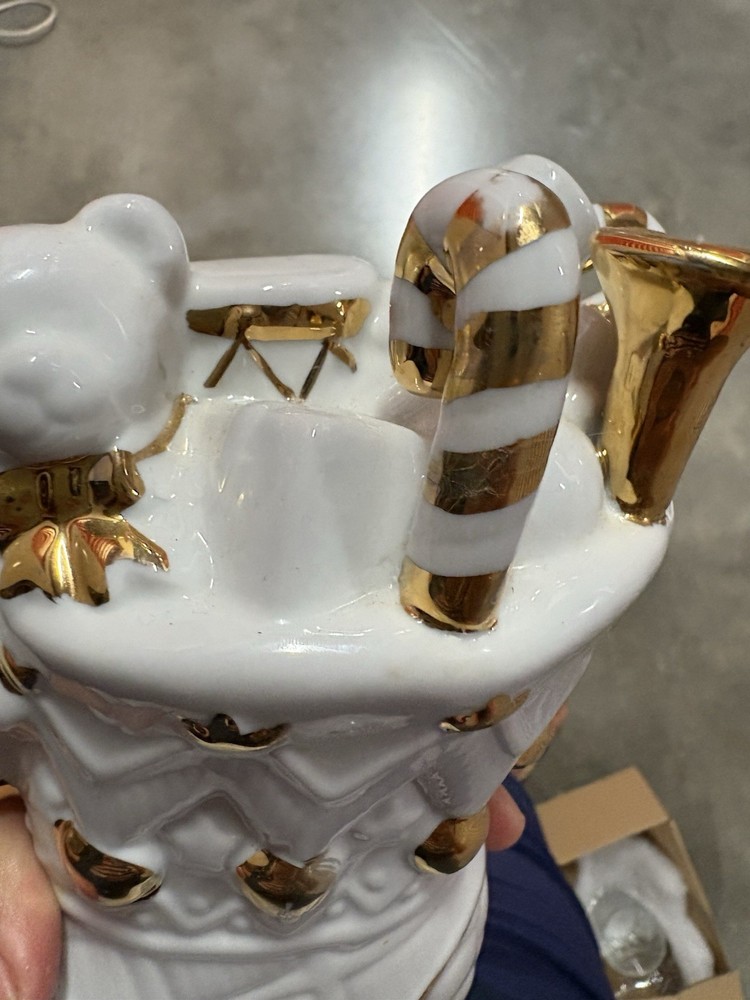 Bloom-Rite Ceramic Stocking Christmas Planter Gold Trim