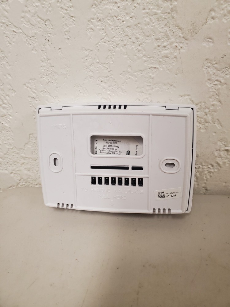 Honeywell Home Horizontal Non-Programmable Thermostat (RTH111B) *SHIPS FREE*