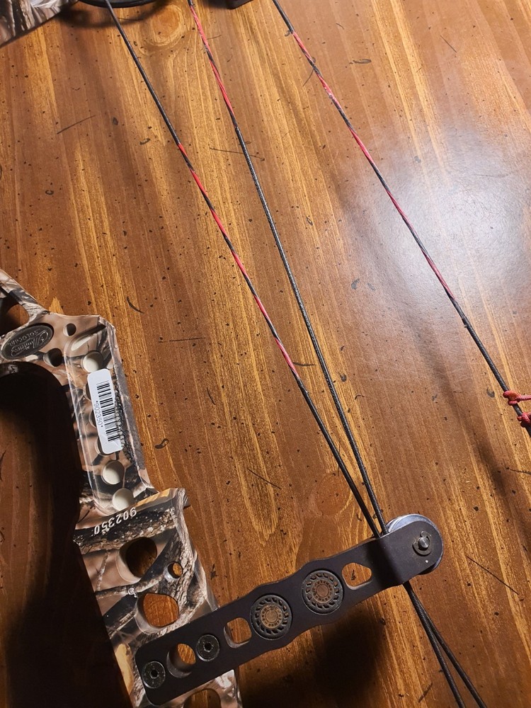 Mathews DXT Compound Bow