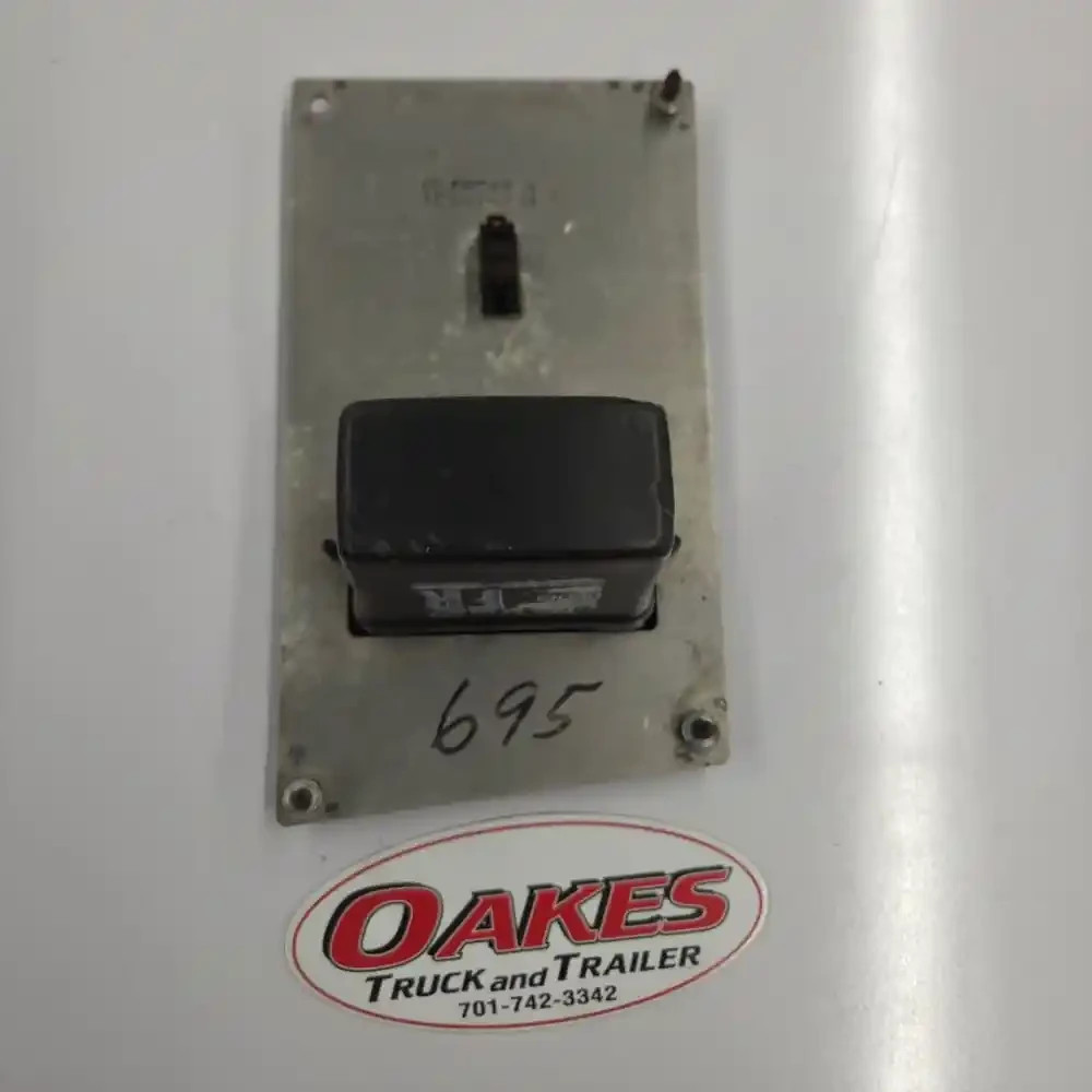 1989 Peterbilt 375 Dash Panel LH- 17-02748