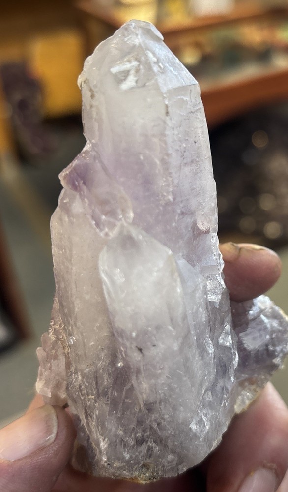guerrero amethyst 183.8 Grams