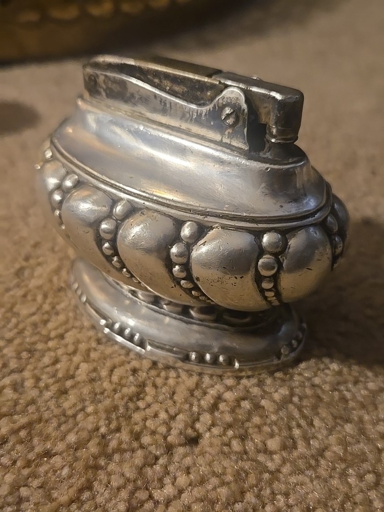 Vintage Ronson “Crown” Silver Plated Table Lighter Patent #19023