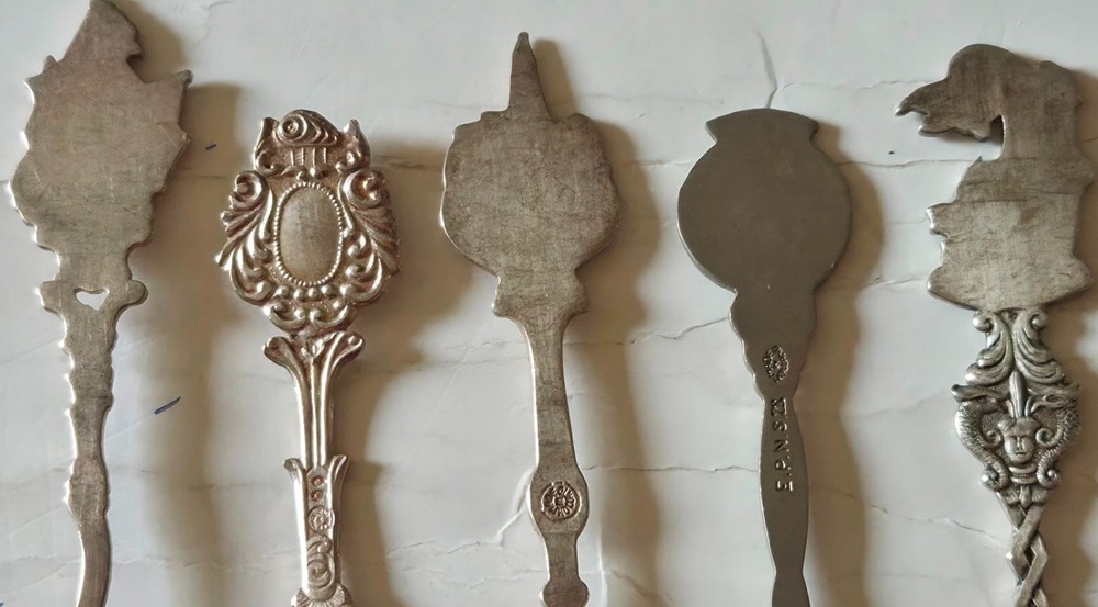 SOUVINER PLATED SILVER SPOONS (( 10 SPOONS )) GROUP B
