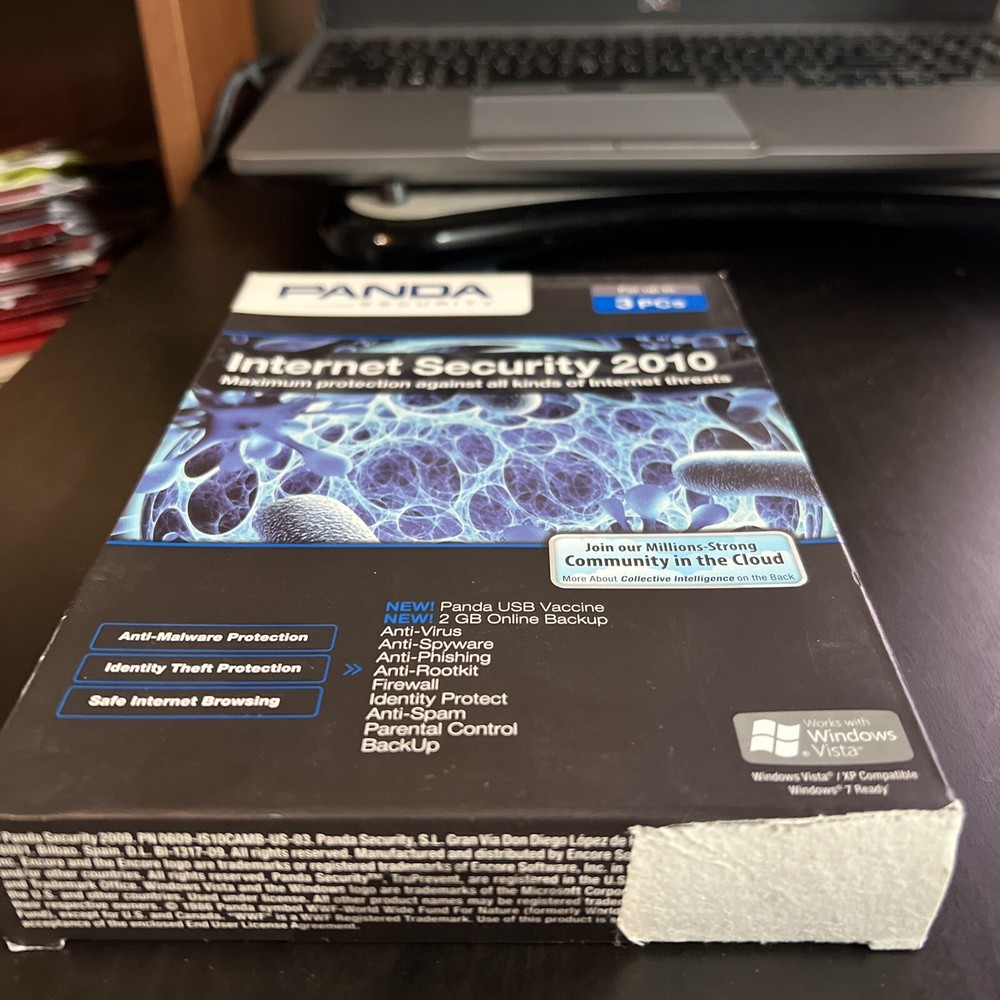 Panda Security Internet Security 2010 - Up to 3 PCS