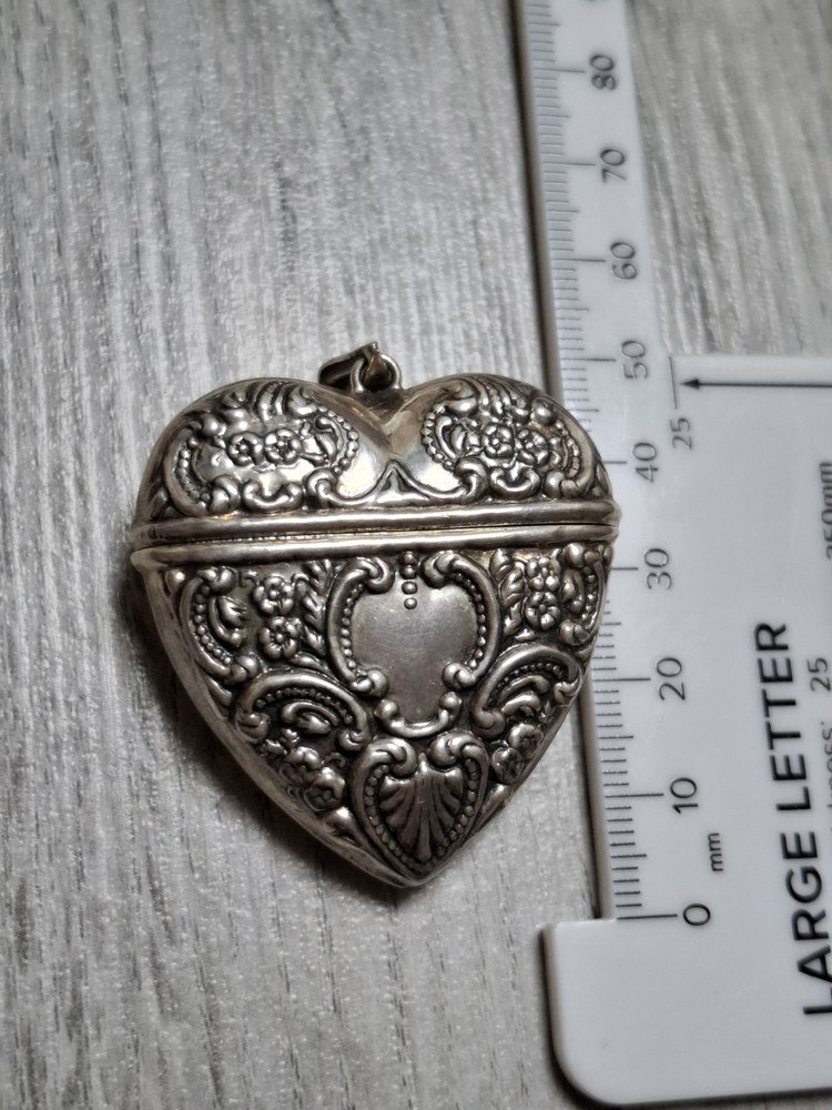 Vintage Sterling Silver vesta case