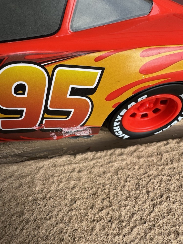 Lightning McQueen Bubble Machine Disney Store Lights Work Tested Read