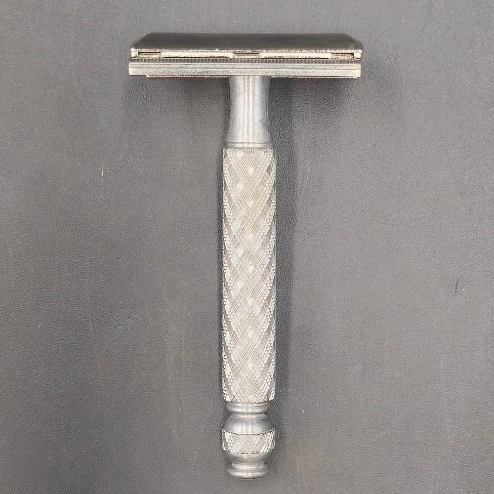 1974 Gillette Tech Aluminum Handle Tech Razor Made in England U4