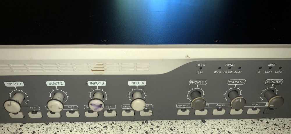 Digidesign 003 Rack / 4 Inputs / MIDI / FireWire Recording Workstation